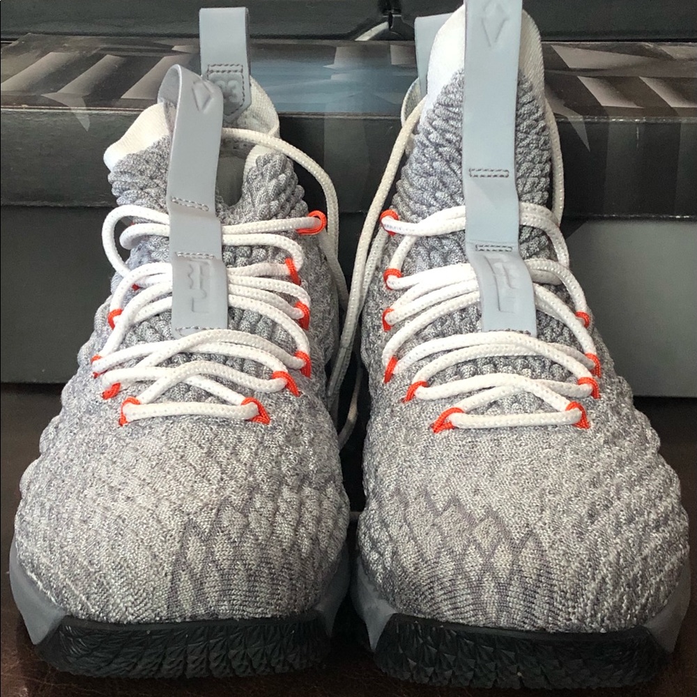 Nike Lebron XV (gs)